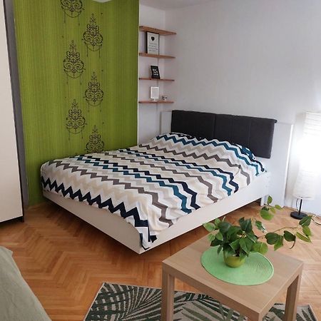 Apartment Kiwi Нови-Сад Экстерьер фото